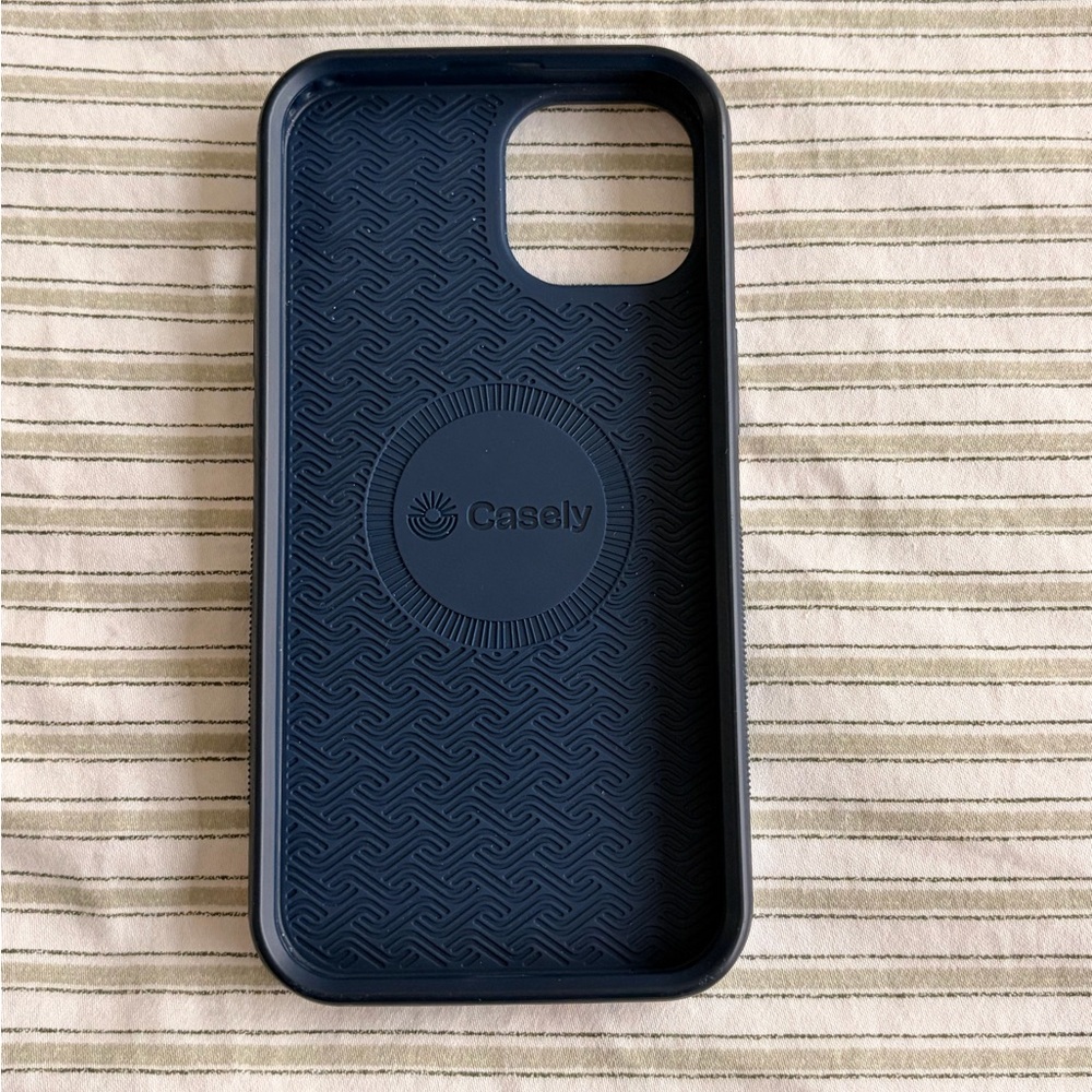 Casely iPhone 14 Patterned Cases - Picture 4 of 10